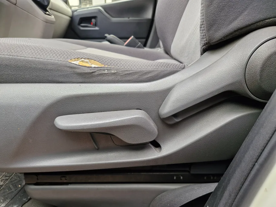 تويوتا هايس ثلاجة سقف عالي 2021 