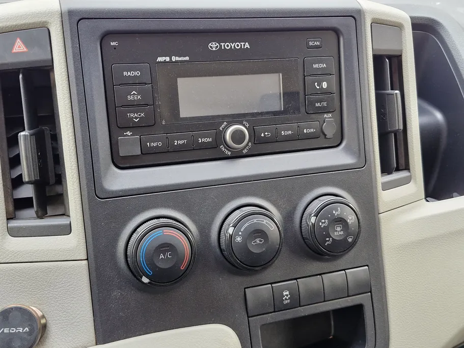 تويوتا هايس ثلاجة سقف عالي 2021 