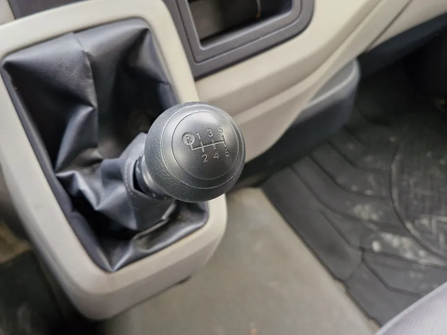 تويوتا هايس ثلاجة سقف عالي 2021 