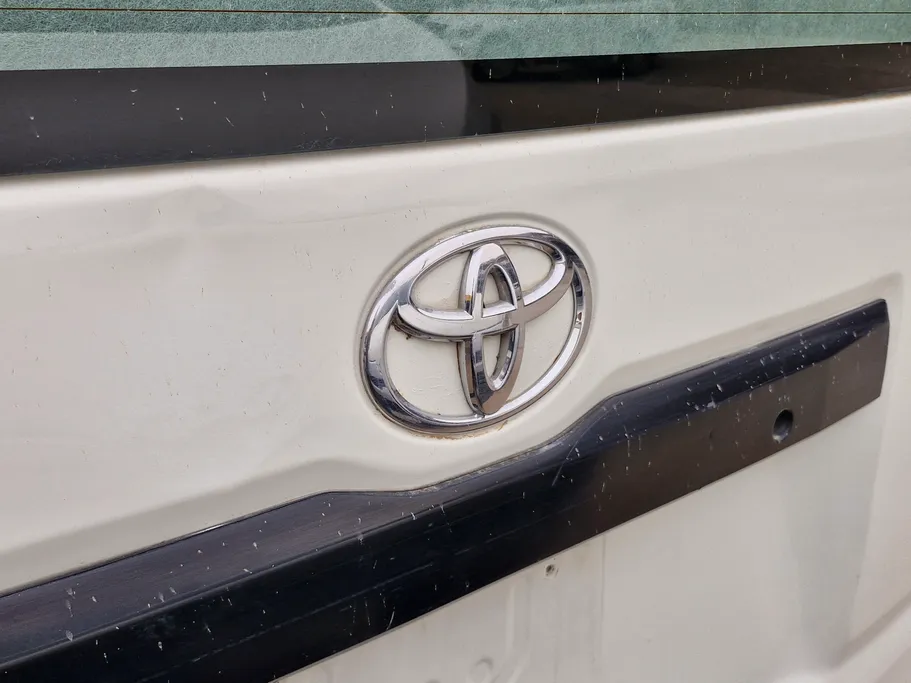 تويوتا هايس ثلاجة سقف عالي 2021 