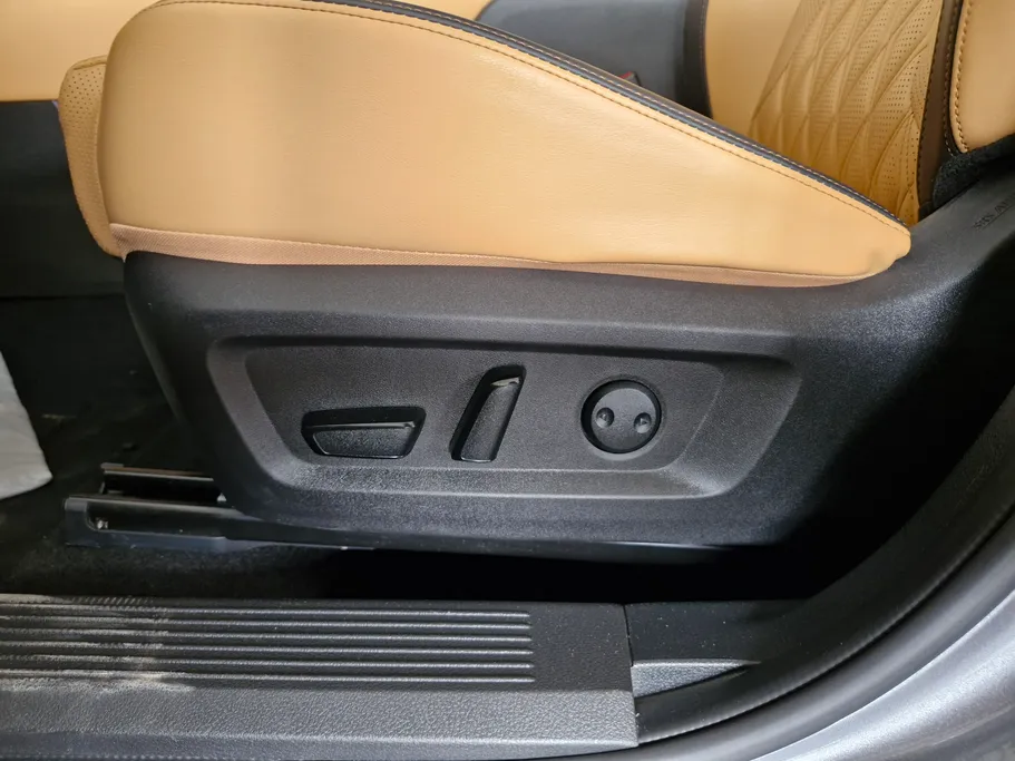 2024 Nissan Xtrail SV Plus 