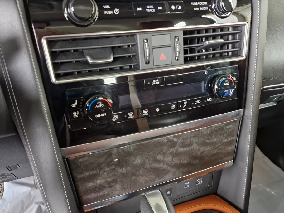 نيسان باترول SE Platinum 2024 