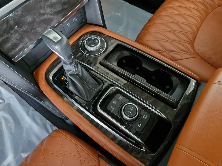 نيسان باترول SE Platinum 2024 