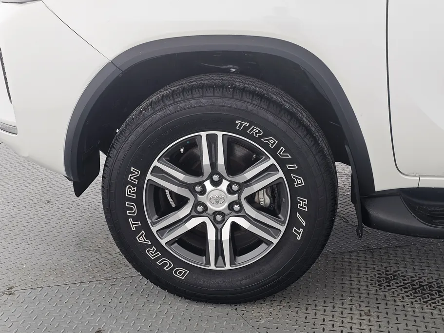 تويوتا فورتشنر GX 2022 