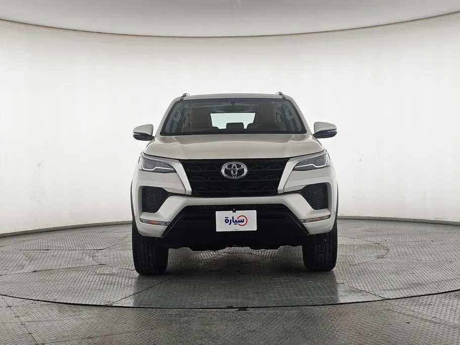 تويوتا فورتشنر GX 2022 
