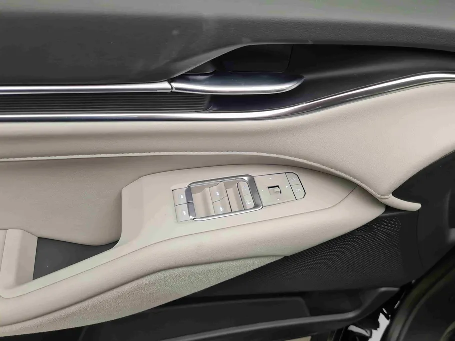 فورد تورس ترند الإصدار الجديد 2026 