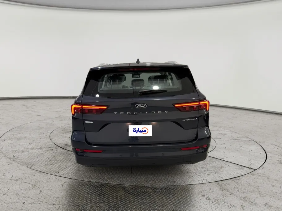 فورد تريتوري تيتانيوم 2026 