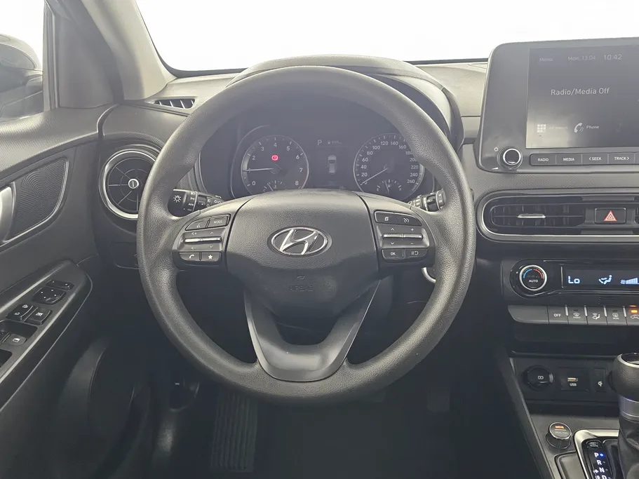 2023 Hyundai Kona SMART 