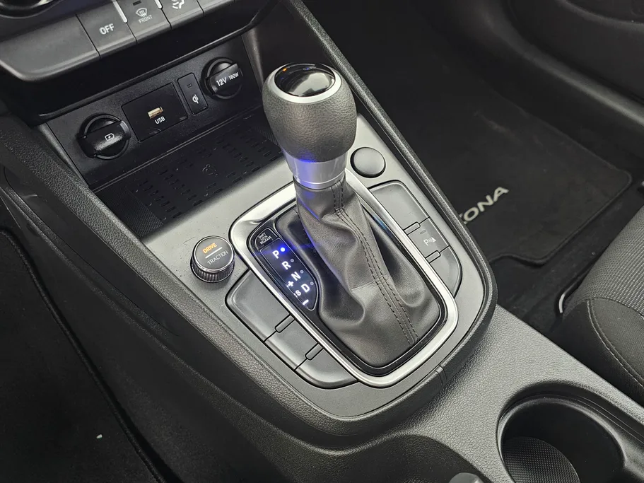 2023 Hyundai Kona SMART 