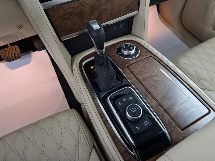 2022 Nissan Patrol Platinum 