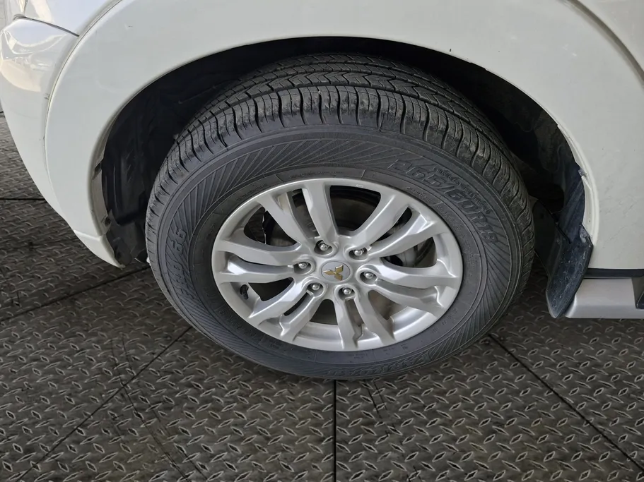 ميتسوبيشي باجيرو GLS 5Doors 2020 