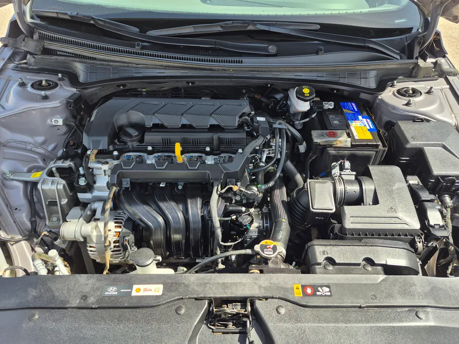 2024 هيونداي Elantra سمارت 