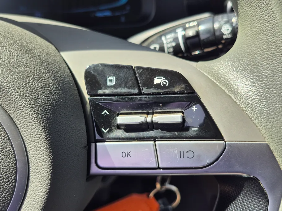 2024 هيونداي Elantra سمارت 