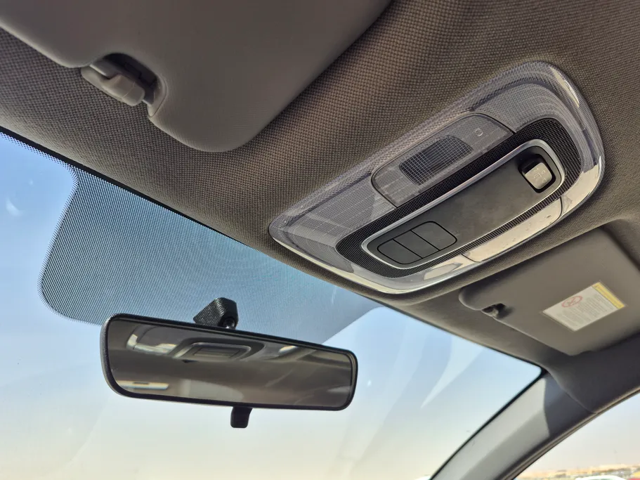 2024 هيونداي Elantra سمارت 