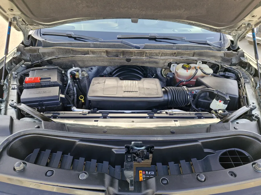 2023 Chevrolet Suburban LS 