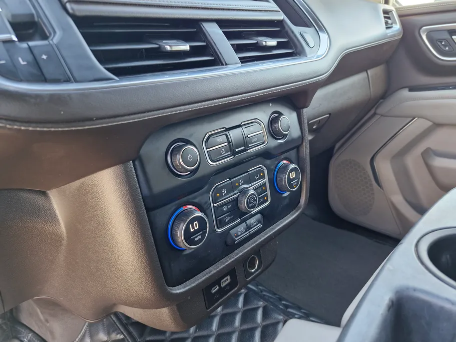 2023 Chevrolet Suburban LS 