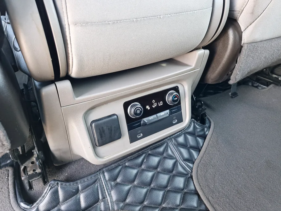 2023 Chevrolet Suburban LS 