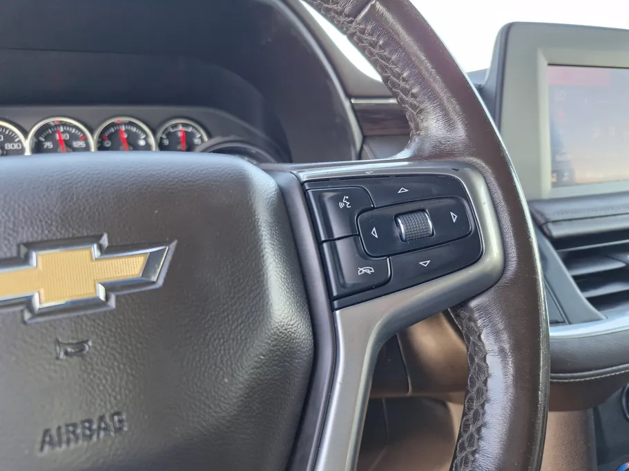 2023 Chevrolet Suburban LS 