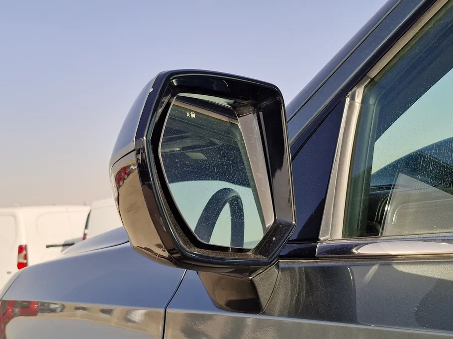 2023 Chevrolet Suburban LS 