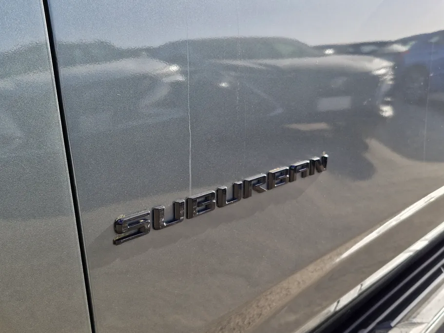 2023 Chevrolet Suburban LS 