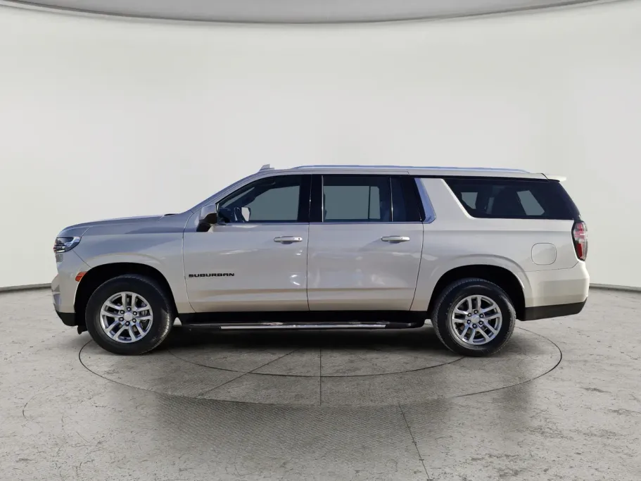 2023 Chevrolet Suburban LS 