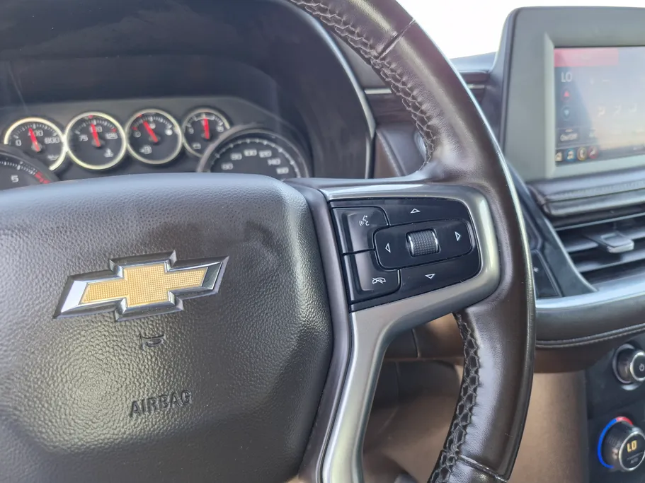 2023 Chevrolet Suburban LS 