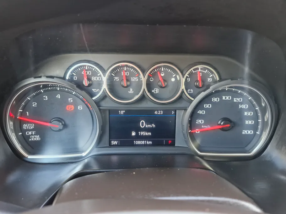 2023 Chevrolet Suburban LS 