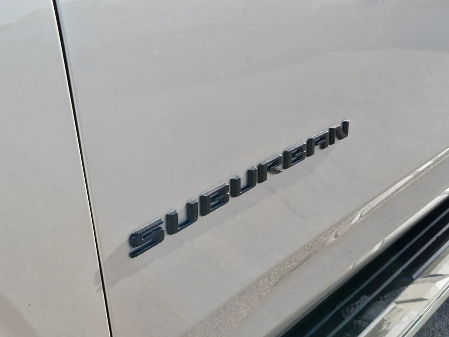 2023 Chevrolet Suburban LS 