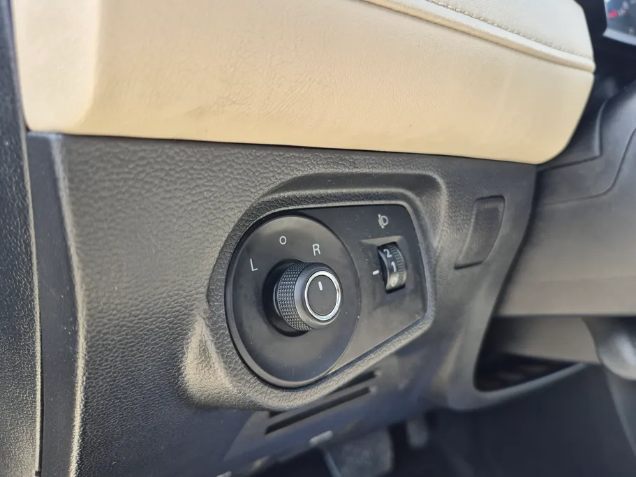 ام جي 5 COM 2022 