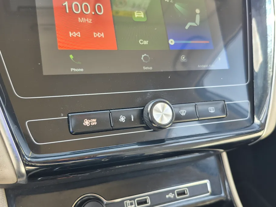 ام جي 5 COM 2022 