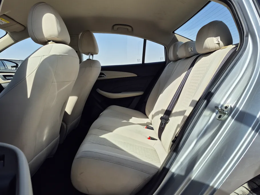 ام جي 5 COM 2022 