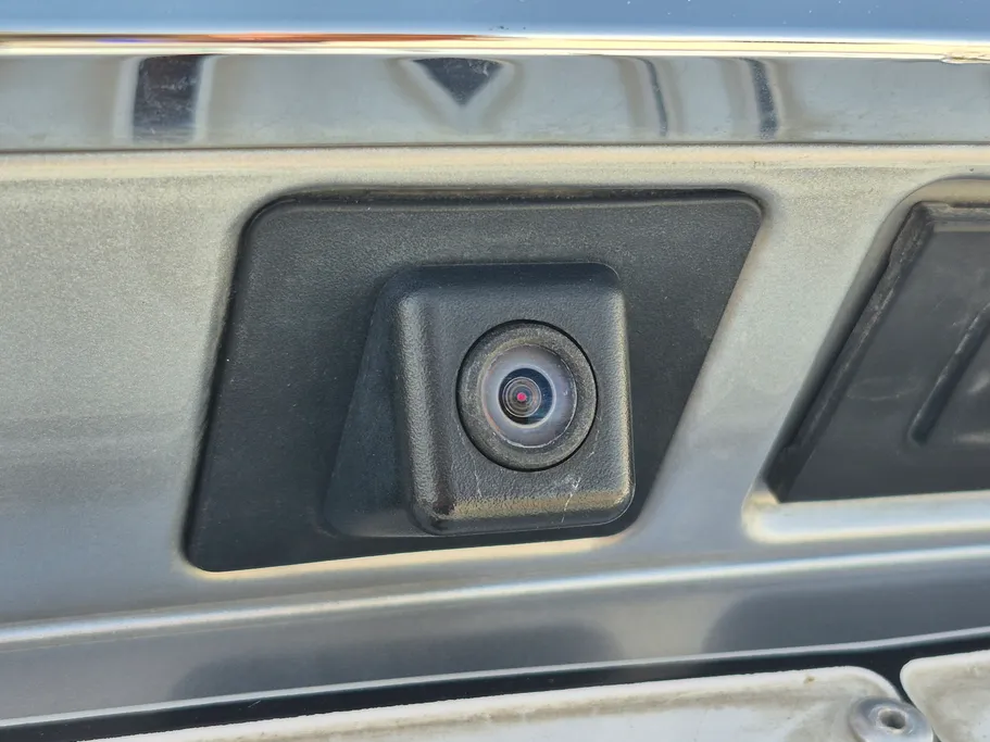 ام جي 5 COM 2022 