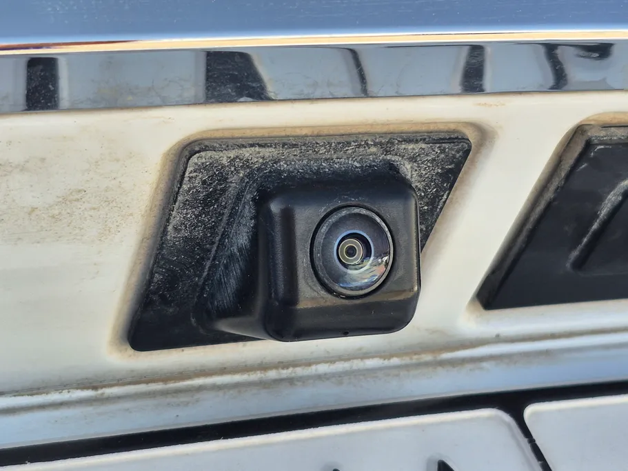 2023 ام جي 5 LUX 