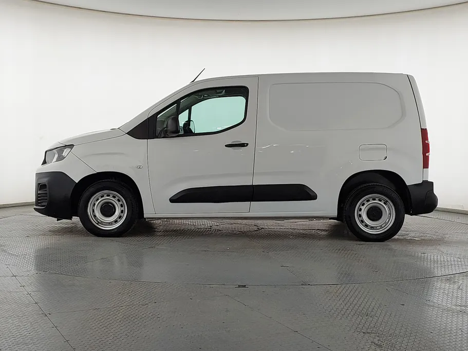 بيجو بارتنر Short van 2023 