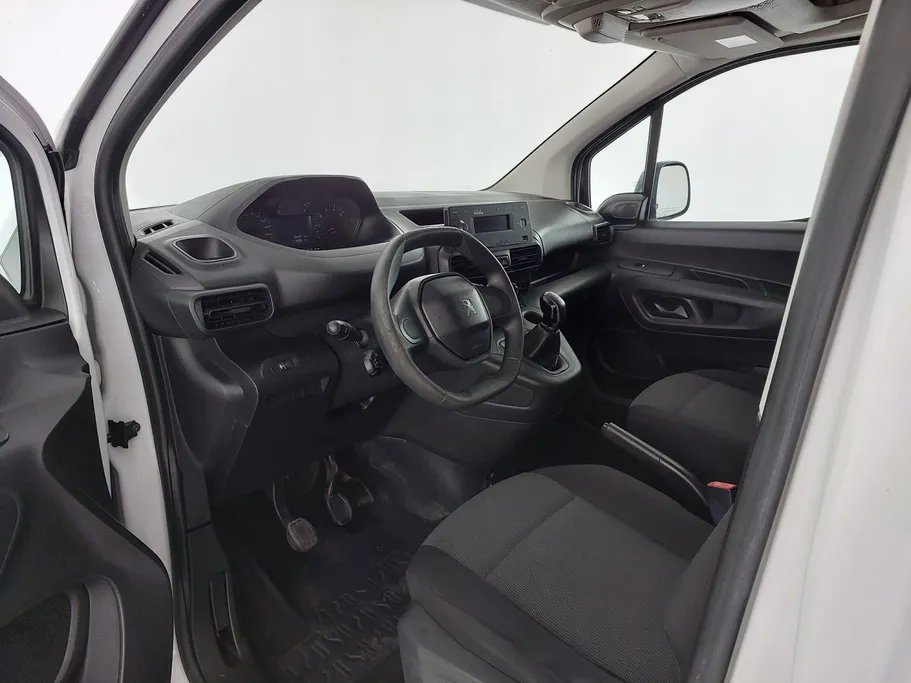 بيجو بارتنر Short van 2023 