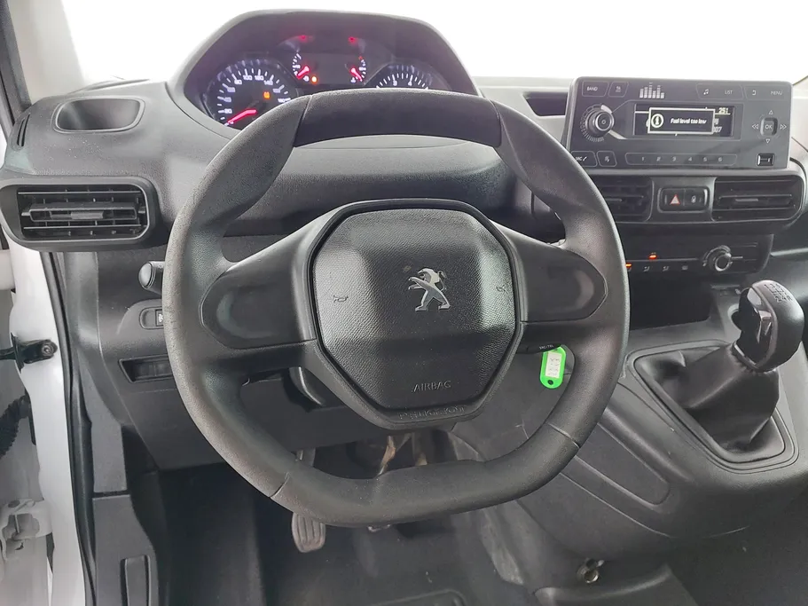 بيجو بارتنر Short van 2023 