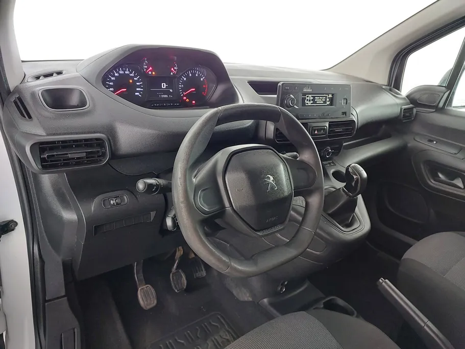 بيجو بارتنر Short van 2023 