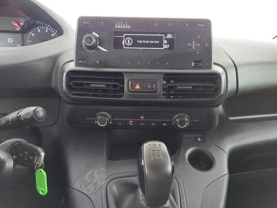 بيجو بارتنر Short van 2023 