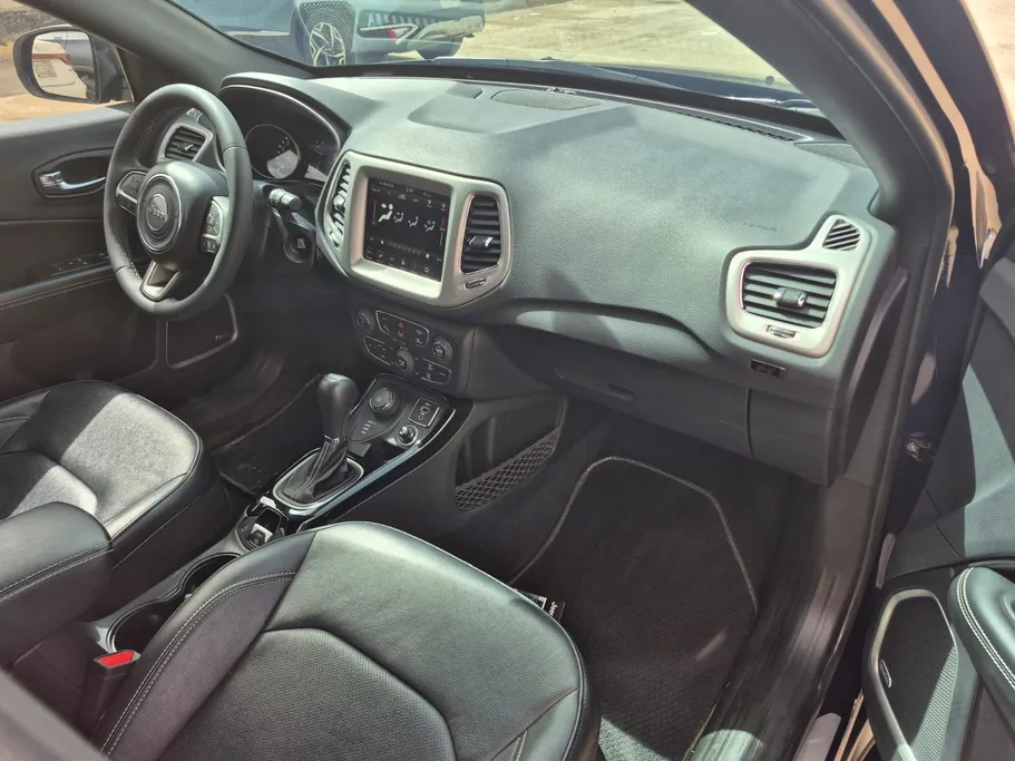 جيب كومباس Limited 2021 