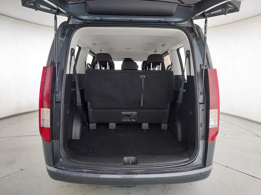 2022 Hyundai Staria Smart 9 ST 