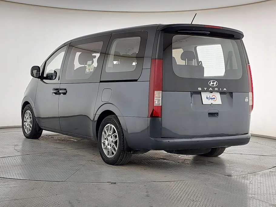 2022 Hyundai Staria Smart 9 ST 