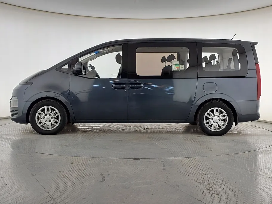 2022 Hyundai Staria Smart 9 ST 