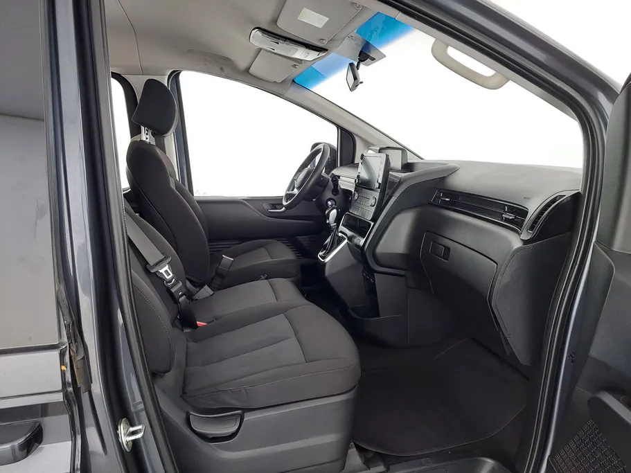 2022 Hyundai Staria Smart 9 ST 