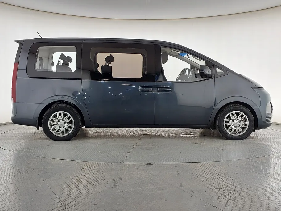 2022 Hyundai Staria Smart 9 ST 