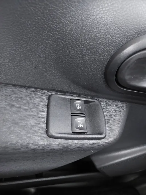 2021 Renault Docker Van بضاعة 