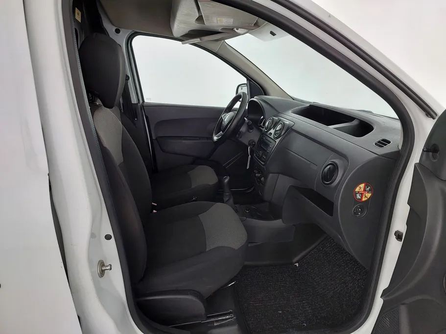 2021 Renault Docker Van بضاعة 