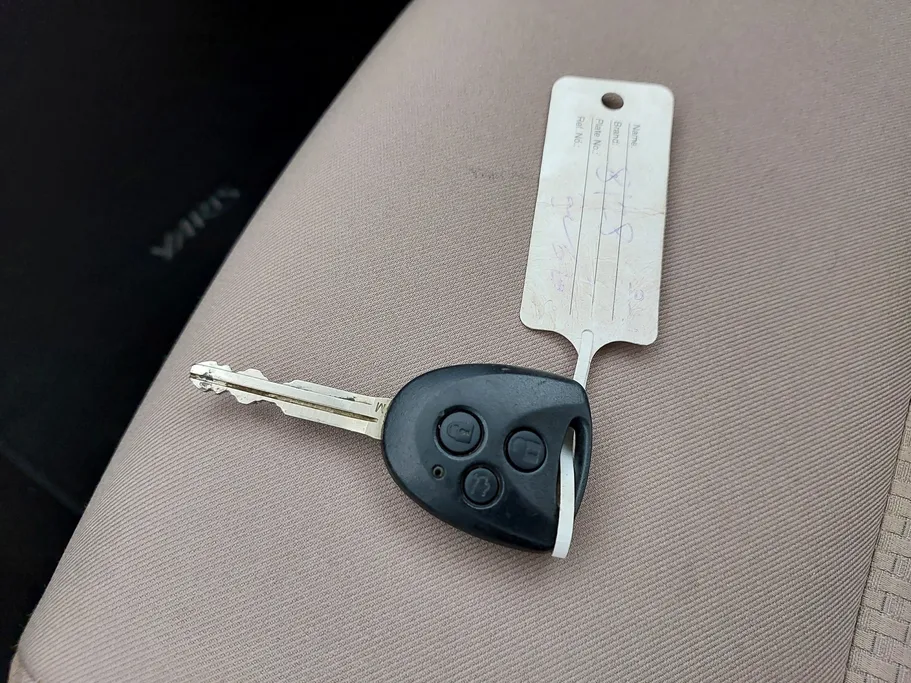 2023 Toyota Yaris  Y 