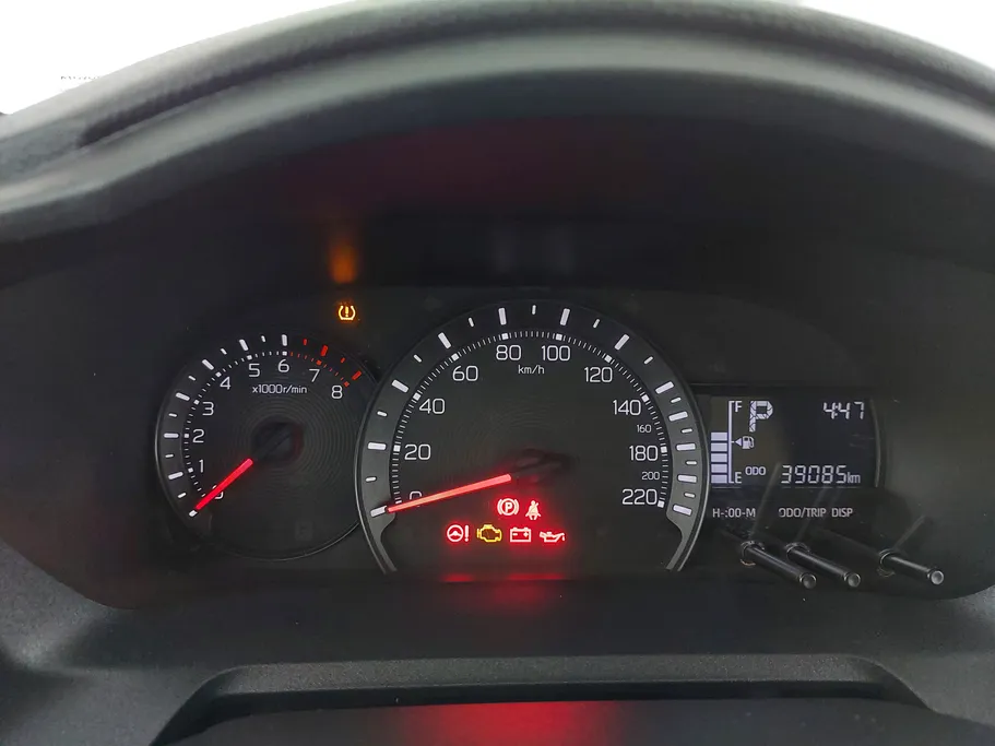 2023 Toyota Yaris  Y 