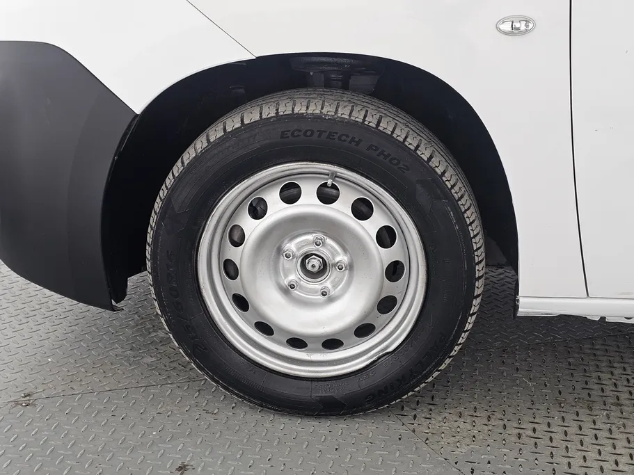 بيجو بارتنر Long van 2022 