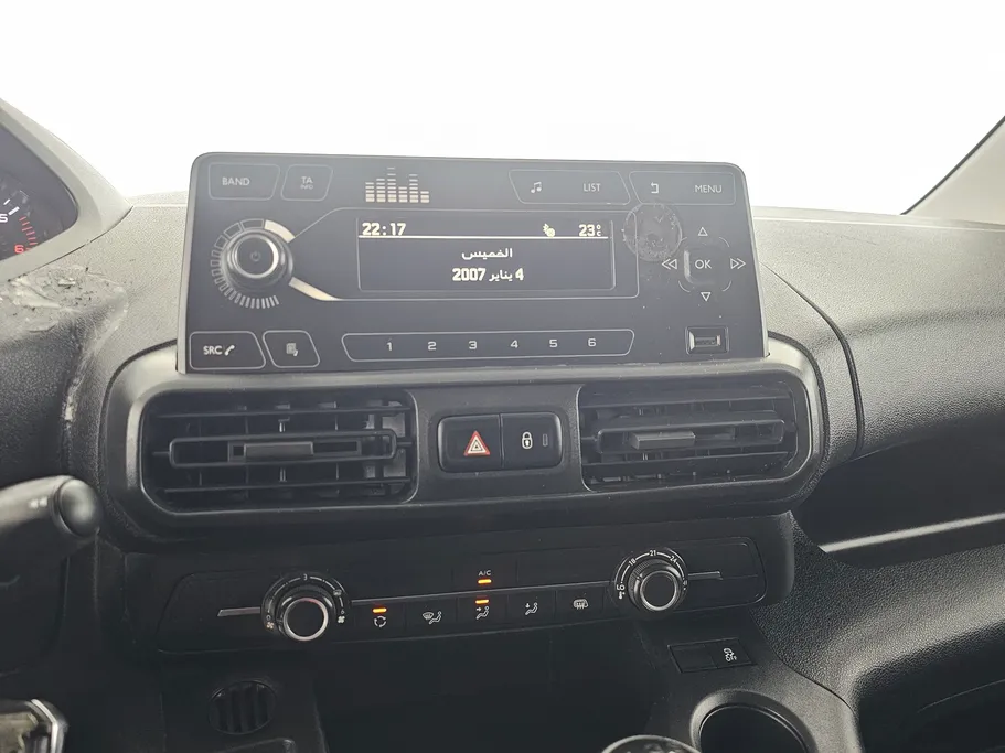 بيجو بارتنر Long van 2022 